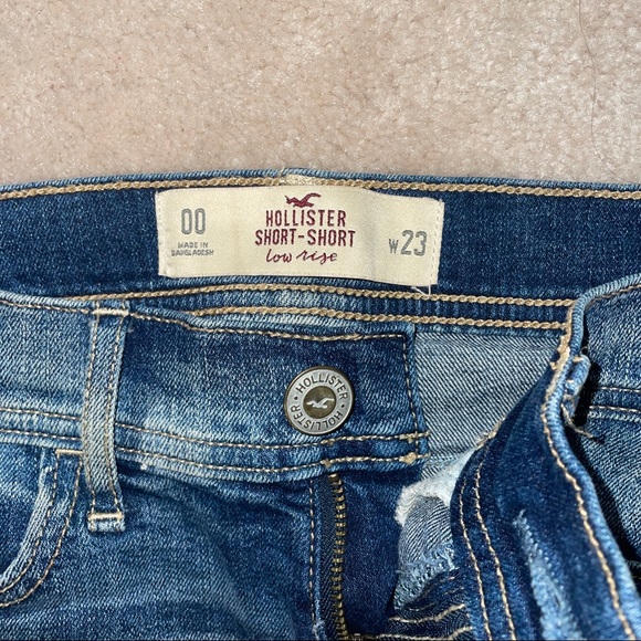 Hollister Short-Short low rise shorts size 00 (W23) - Picture 3 of 3